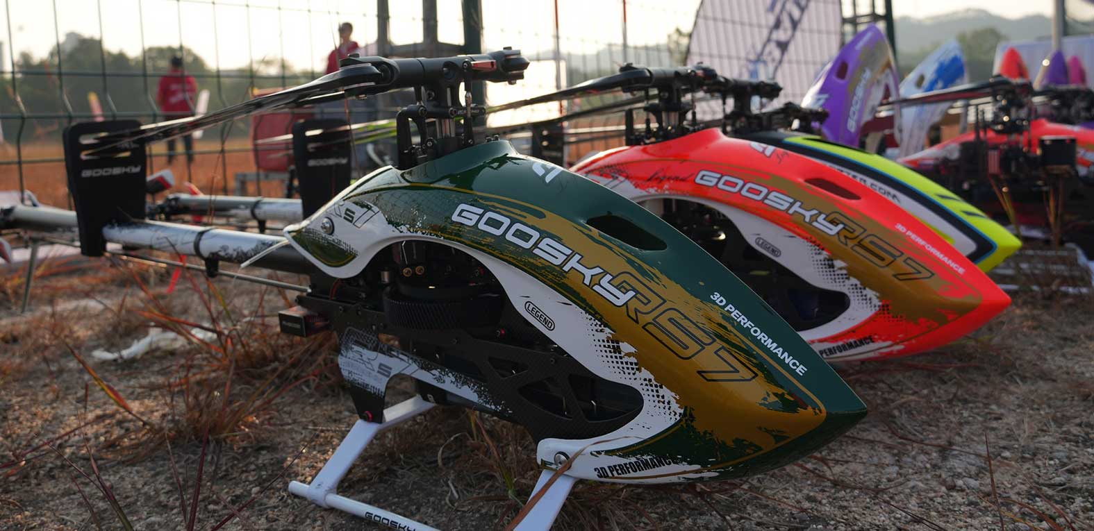 RS7 Ultra Elicottero Goosky RS7 ULTRA Kit con Pale RS7 Ultra Elicottero Goosky RS7 ULTRA Kit con Pale